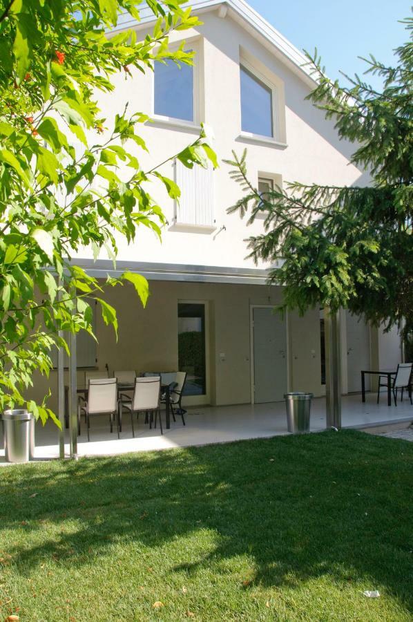 Eco Apartments Cervia Buitenkant foto